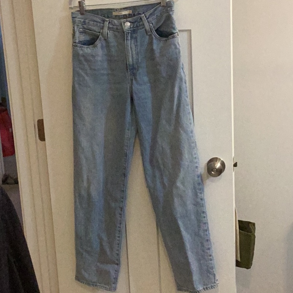 Levis Women's 94' Baggy Light Blue Jeans